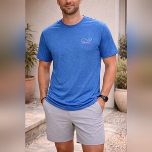 Vineyard Vines Men's Blue T-Shirt